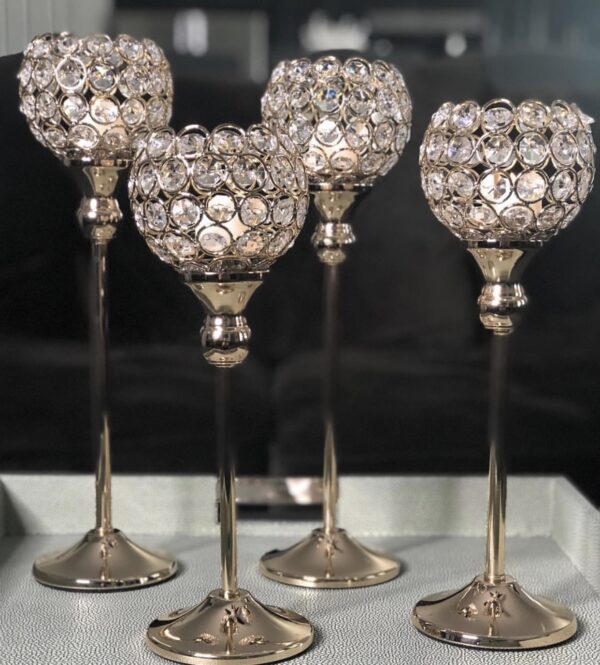 3255BF08-232D-4D88-A3B3-5DD3DD02E330