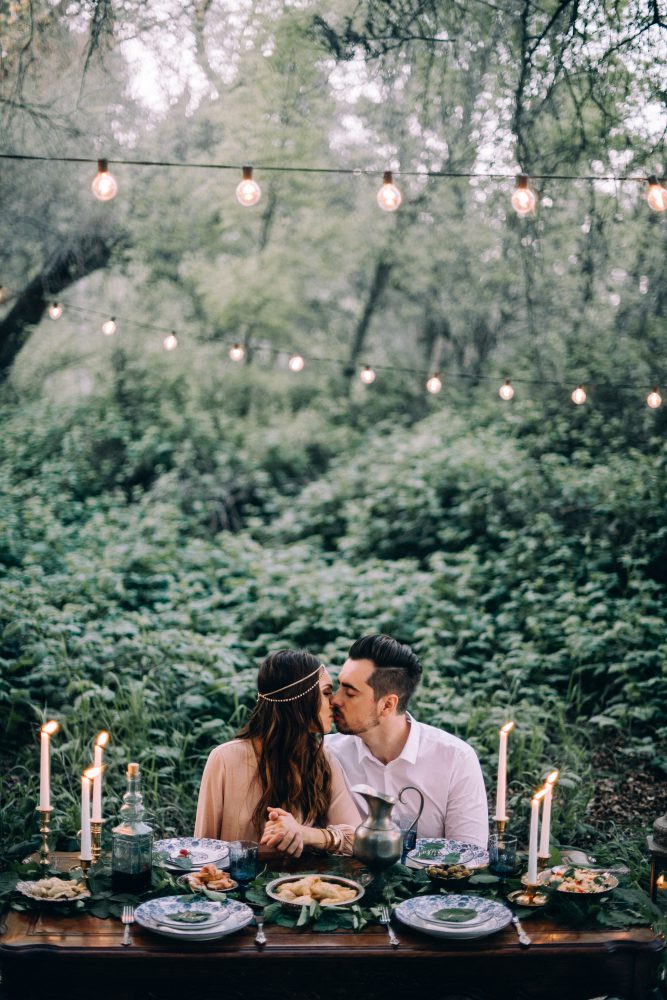 ceremony bohemian wedding boho dress style table decor ideas boho rugs