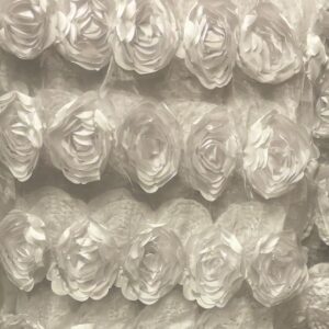 IVORY ROSETTE TABLECLOTH