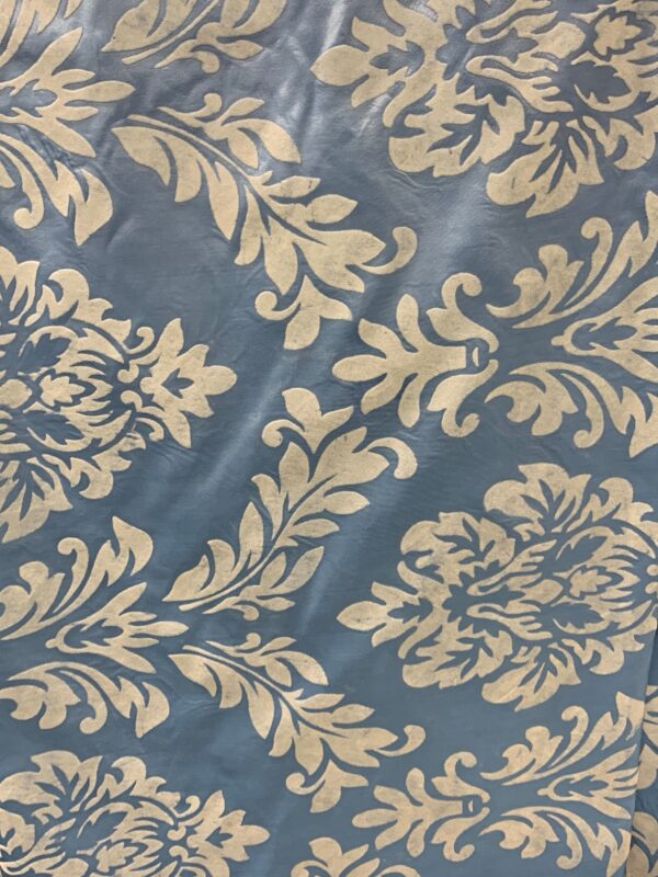 LIGHT-BLUE-WHITE-DAMASK-1.jpg