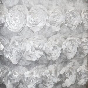 WHITE ROSETTE TABLECLOTH