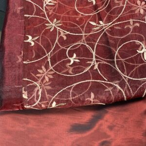 WINE BOARD ORGANZA OVERLAY 80X80