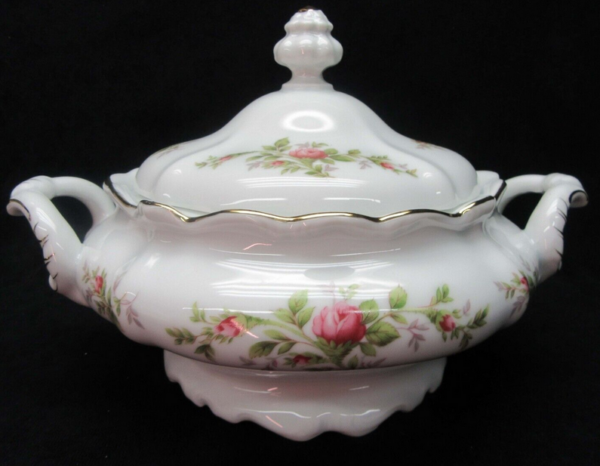 Tureen-MossRose00 Tureen-MossRose00