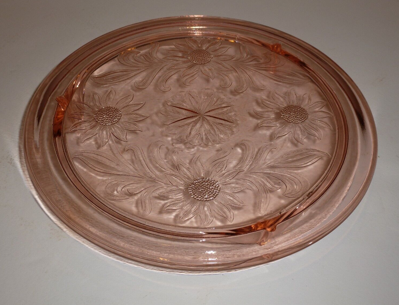 Jeannette-SunflowerCakeDish00 Jeannette-SunflowerCakeDish00