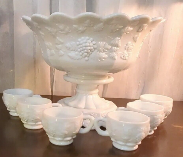 PunchBowl-WhiteMilkGlass03 PunchBowl-WhiteMilkGlass03